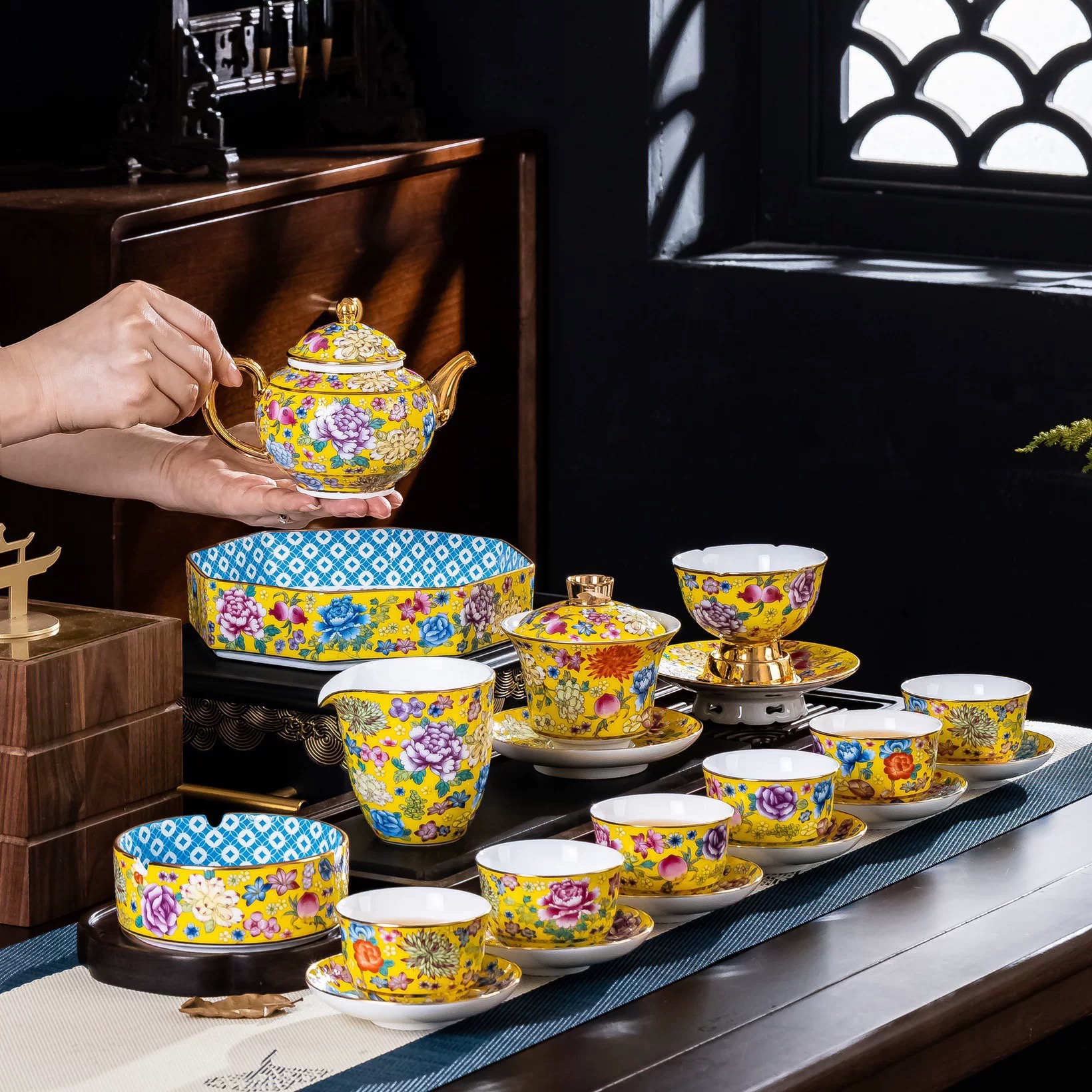 Jingdezhen Handmade Ceramic High-end Set Summer Tea Set